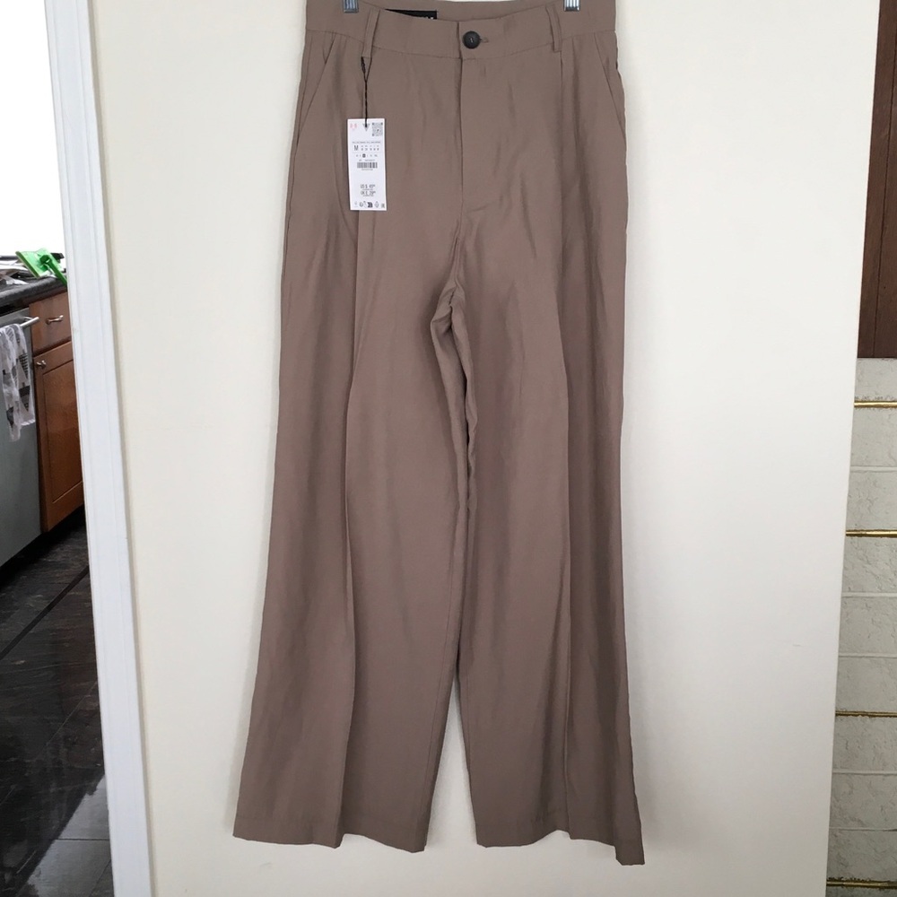 Wide-Leg Dress Pants in Taupe